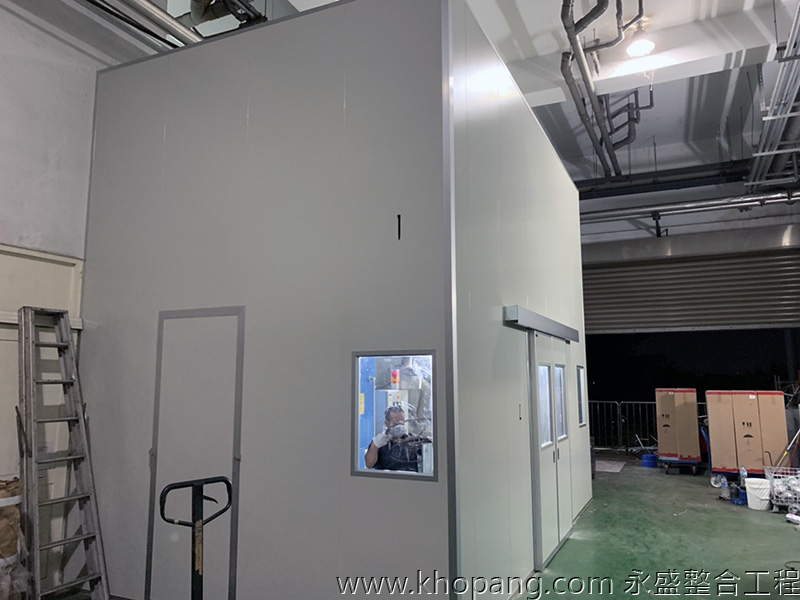 spray room_004_109B131